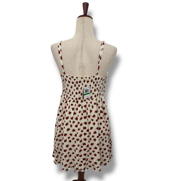 NEW Self Esteem A-Line Dress Size Large Cream Red Rose Print Smocked Sundress - Picture 5 of 8